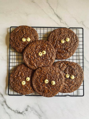 BÁNH QUY BROWNIE QUÁI VẬT