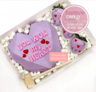 Bánh pinata hình trái tim tím đẹp ngọt ngào